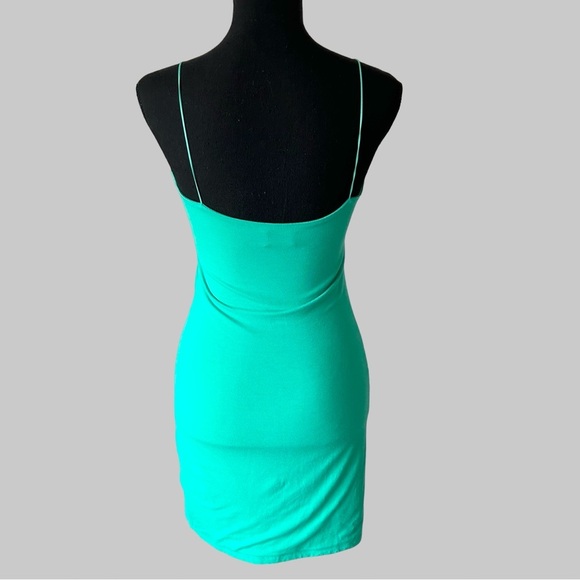 Aritzia Wilfred Free TINY DRESS in Green - Picture 5 of 15